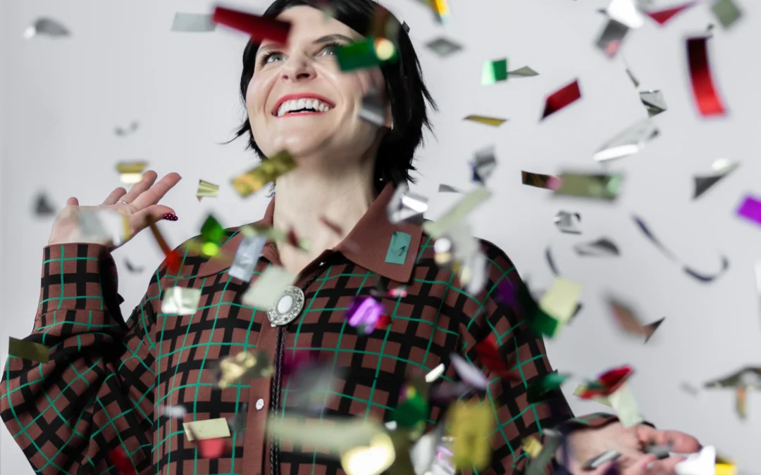 Jess Schwager Wants to Give You Money